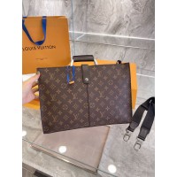 BOLSA LOUIS VUITTON SOFT TRUNK MESSENGER