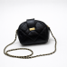 BOLSA CHANEL CUFF BAG