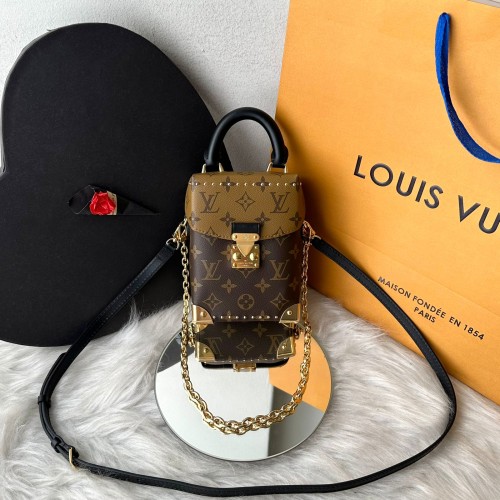 Replica Louis Vuitton M42999 Camera Box Crossbody Bag Monogram