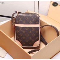 BOLSA LOUIS VUITTON DANUBIO