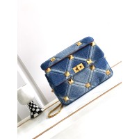 BOLSA VALENTINO ROMAN ROCKSTUD 