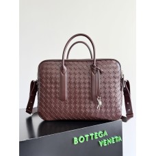 PASTA BOTTEGA VENETA GETAWAY