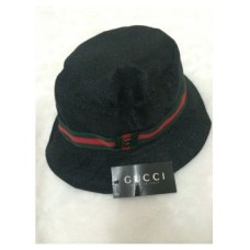 CHAPEÚ GUCCI