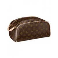 NECESSAIRE LOUIS VUITTON TOILETRY POUCH