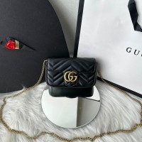 BOLSA GUCCI MARMONT MATELASSE SUPER MINI