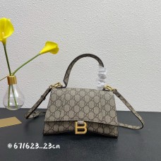 BOLSA GUCCI MET BALENCIAGA