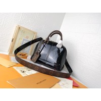 LOUIS VUITTON ALMA PATENT LEATHER