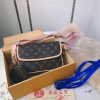 LOUIS VUITTON MINI POCHETTE FLORENTINE