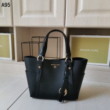 BOLSA MICHAEL KORS NOMAD