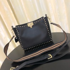 BOLSA VALENTINO ROCKSTUD HOBO