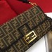 BOLSA FENDI ZUCA BANGUETTE