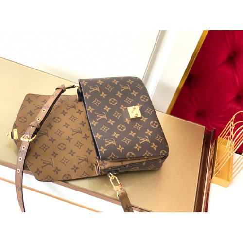 Bolsa italiana pochette métis louis vuitton - R$ 2190.00, cor