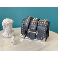 BOLSA PRADA CAHIER STUDDED